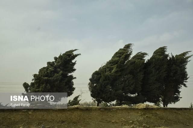سرعت وزش باد در همدان به 60 کیلومتر بر ساعت رسید