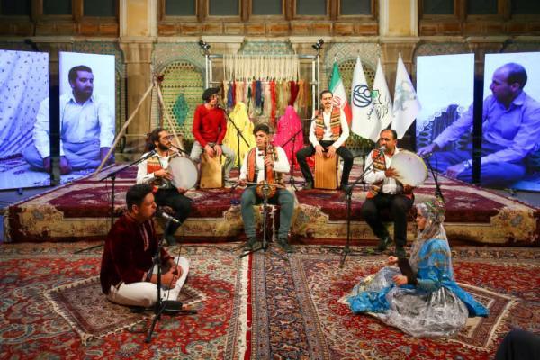کارآوا پژواک اندوه و شادمادنی هاست کارآوا پژواک اندوه و شادمادنی هاست