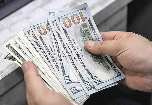 دلار 27 هزار و 650 تومان است دلار 27 هزار و 650 تومان است